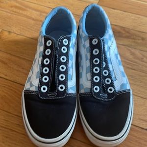 Vans Off the Wall Blue and White Shoes Checkered No Laces Size 7 Women’s